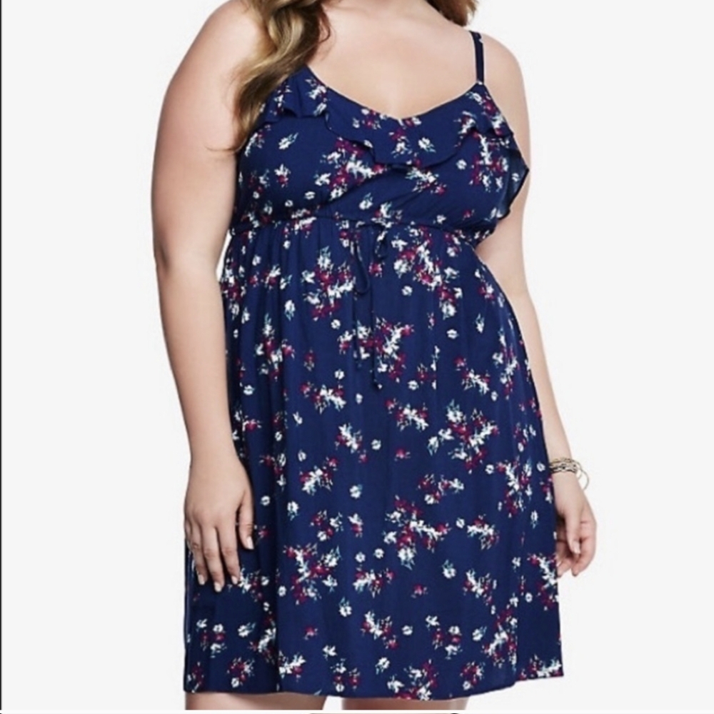Torrid navy, fuschia and white floral dress w/ ruffle v-neck & tie waist
